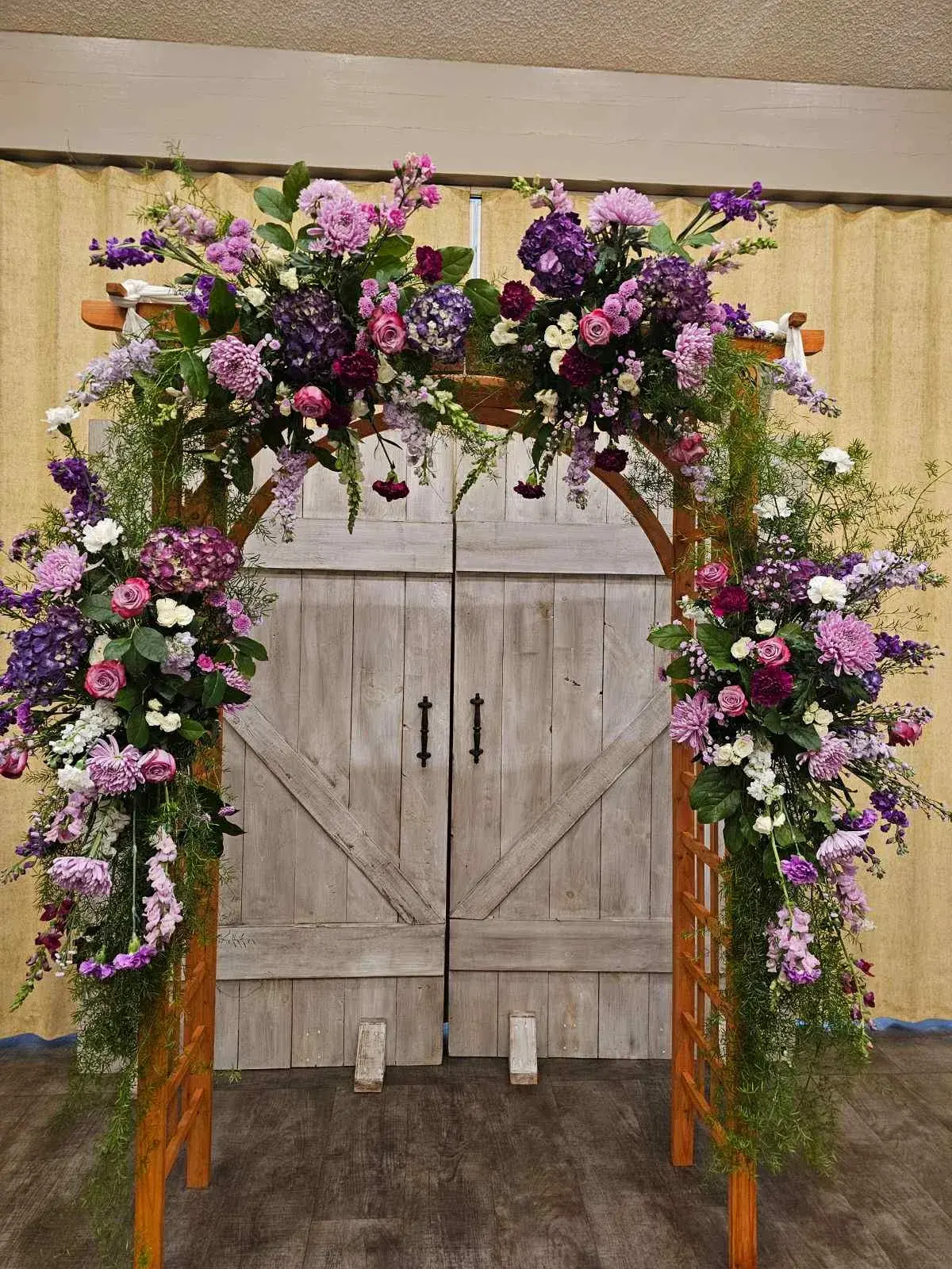 Crystal Springs Resort Wedding Flowers: A Florist's Guide to Grand Cascades Lodge and Minerals
